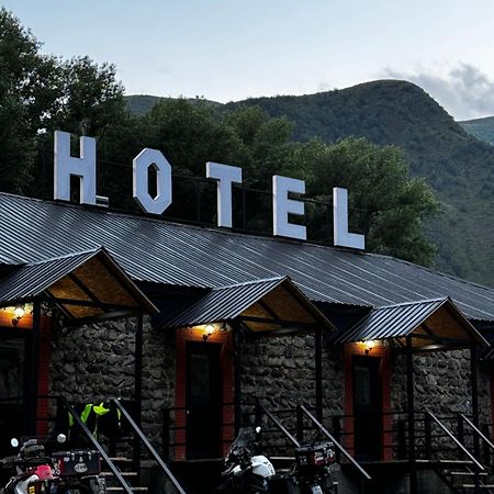 Hotel Pavilion Garden Kazbegi Exterior foto